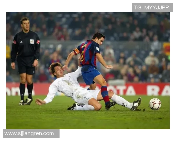 足球巨星手机意外损坏引发球迷热议 网友纷纷猜测原因与后果